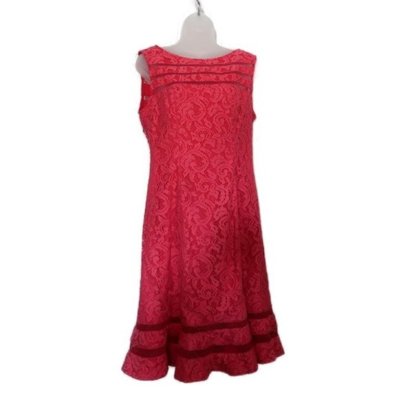 Adrianna Papell Dresses & Skirts - ✨ADRIANNA PAPELL Embroidered Lace A-Line Dress New w/ Tag Size 12 Zippered Back